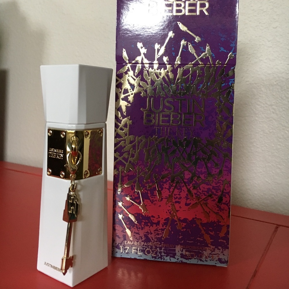 Justin Bieber perfume’s - Picture 2 of 5